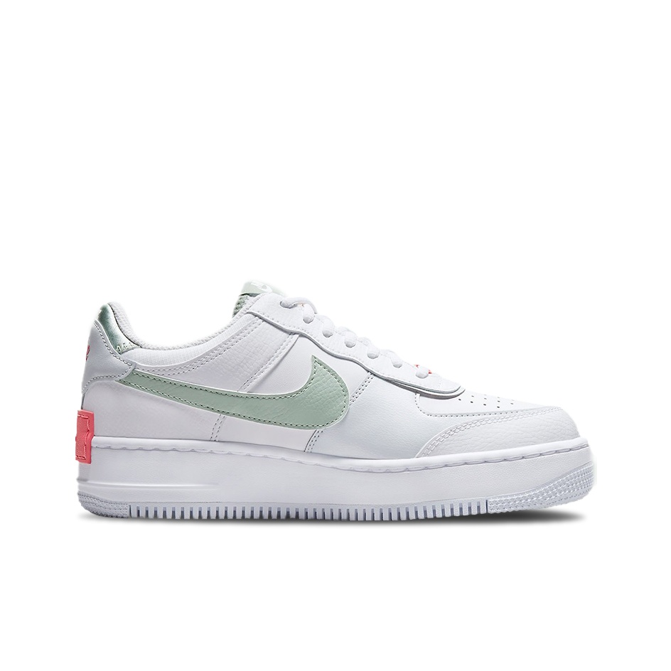 ナイキ エアフォース1 スケートボードシューズ レディース  - Nike Shoes Air Force 1 のレビューと価格